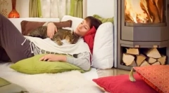 De ce pisicile și pisicile dorm pe proprietarii lor: o explicație mistică și științifică